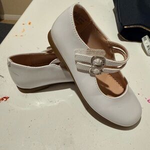 Toddler 11- Girls White Mary Jane Double-Strap Flats